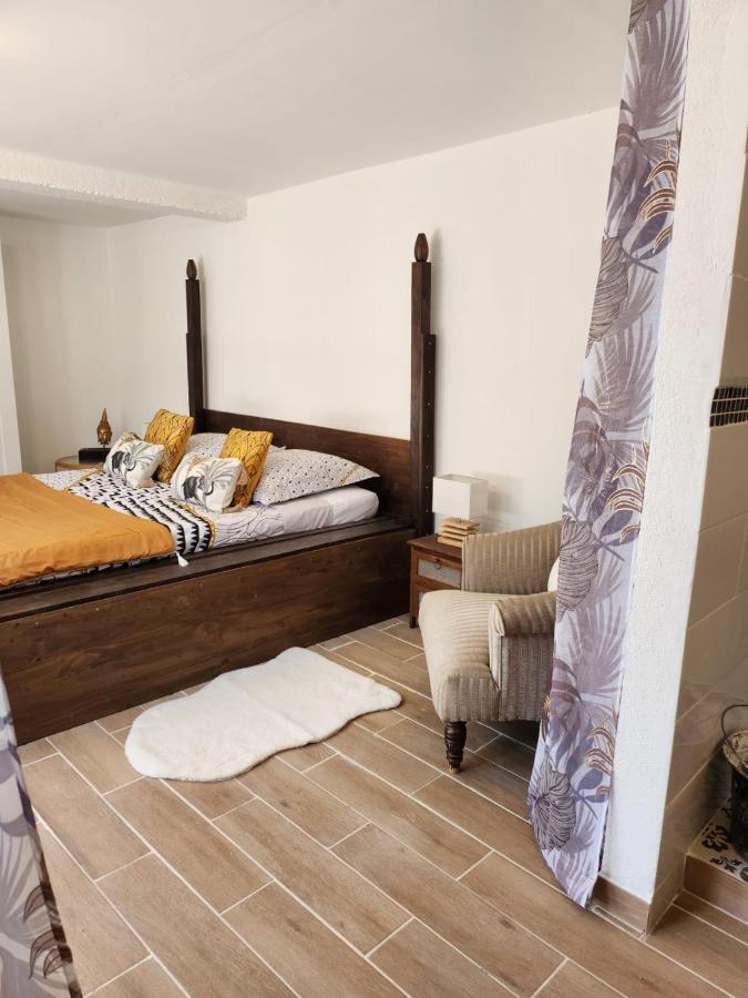 La Maison Du Petit Thomas Taradeau Eksteriør billede